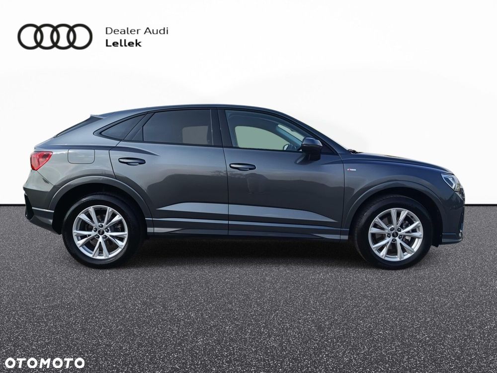 Audi Q3 Sportback - 5