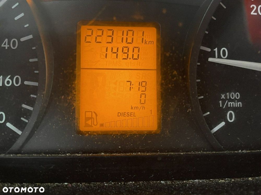 Mercedes-Benz Sprinter - 19