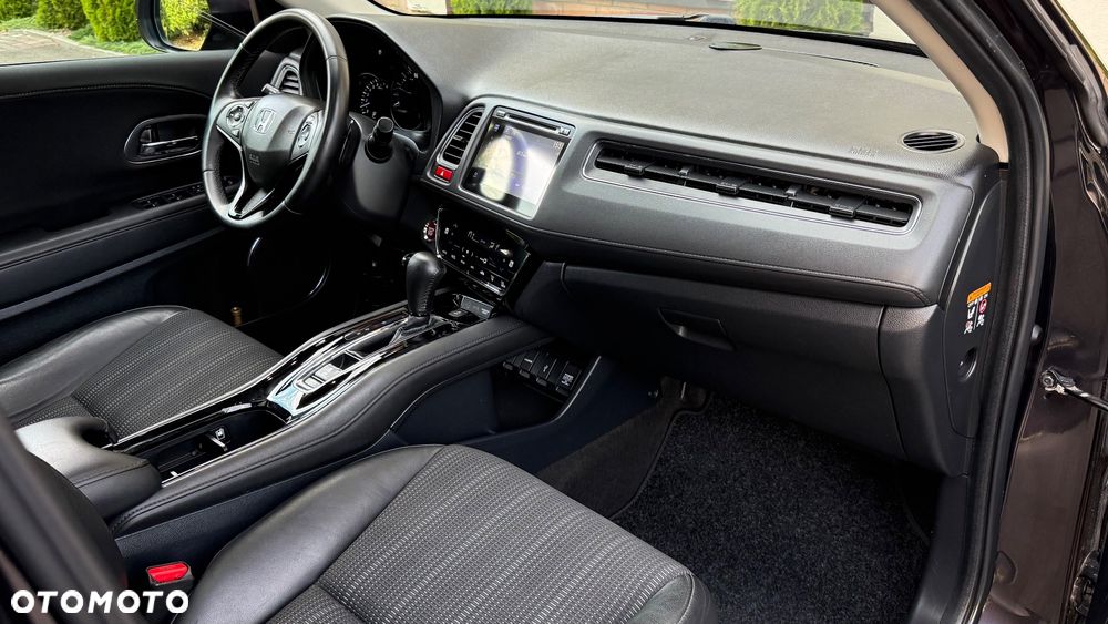 Honda HR-V 1.5 i-VTEC CVT Executive - 17