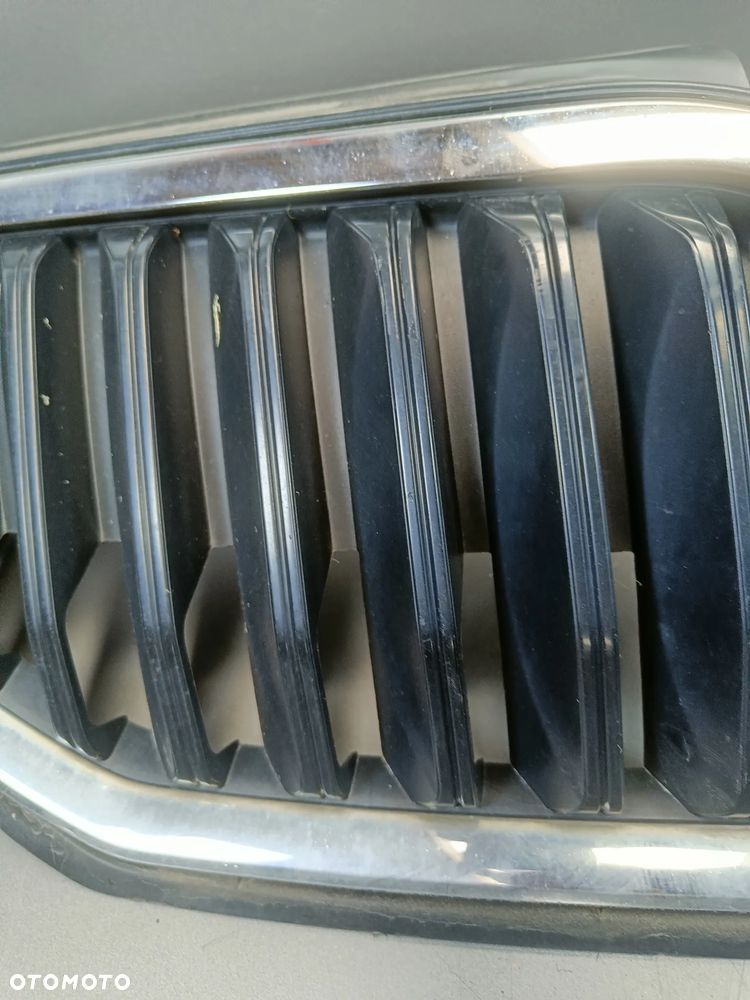 Grill Skoda Octavia 3 III Atrapa Chłodnicy Kratka 5E0853653 - 8