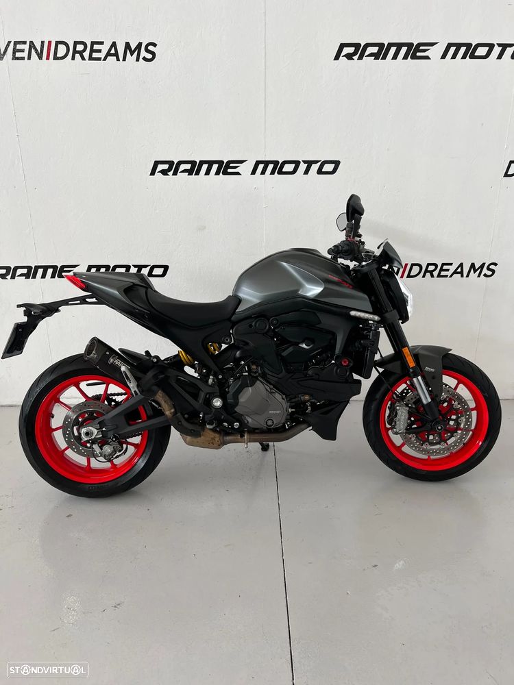 Ducati Monster 937 - 2