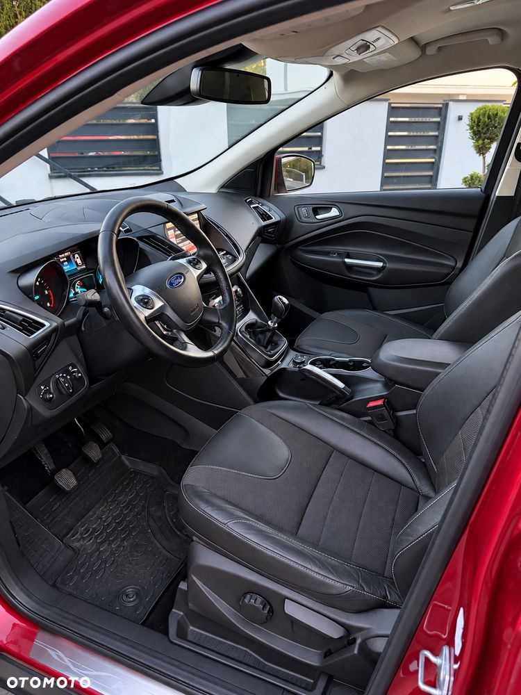 Ford Kuga 2.0 TDCi 2x4 Titanium - 13