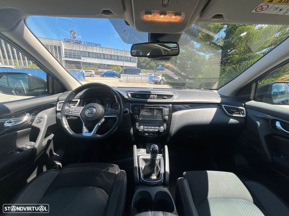 Nissan Qashqai 1.3 DIG-T N-Connecta J18 - 51