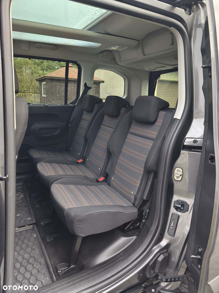 Volkswagen Sharan 1.9 TDI Comfortline - 23