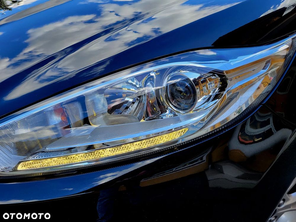 Ford Fiesta 1.0 EcoBoost STart-Stop Titanium - 23