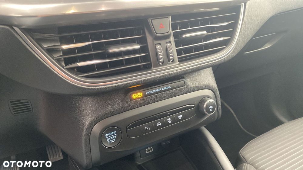 Ford Focus 1.0 EcoBoost mHEV Titanium X - 21