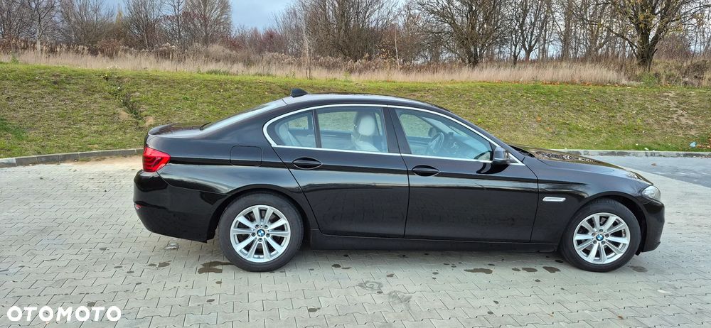 BMW Seria 5 520d - 4
