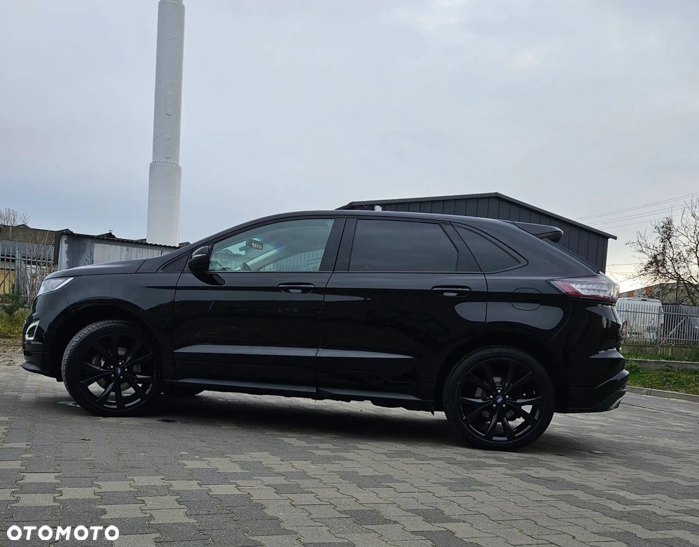 Ford Edge - 2