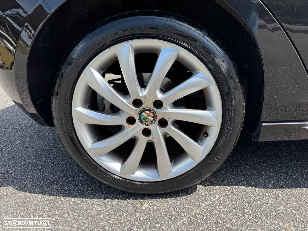 Alfa Romeo Giulietta 1.6 JTDM Distinctive - 23