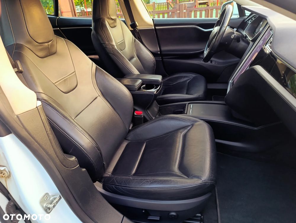 Tesla Model S Long Range Plus - 7