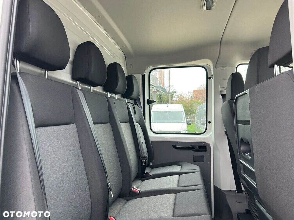 Volkswagen Crafter 35 WYWROTKA AUTOMAT/7os./Podw. Kabina L4, 2.0BiTDI 163 KM ,r.o. 4490 mm - 21