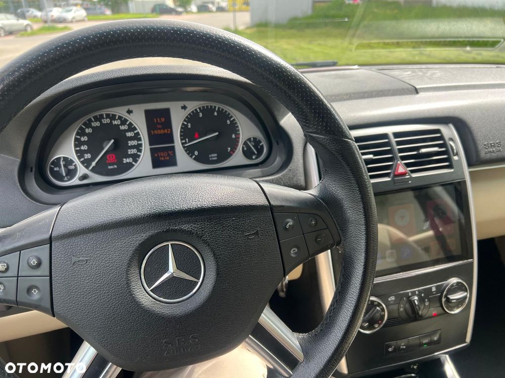 Mercedes-Benz Klasa B 180 - 7