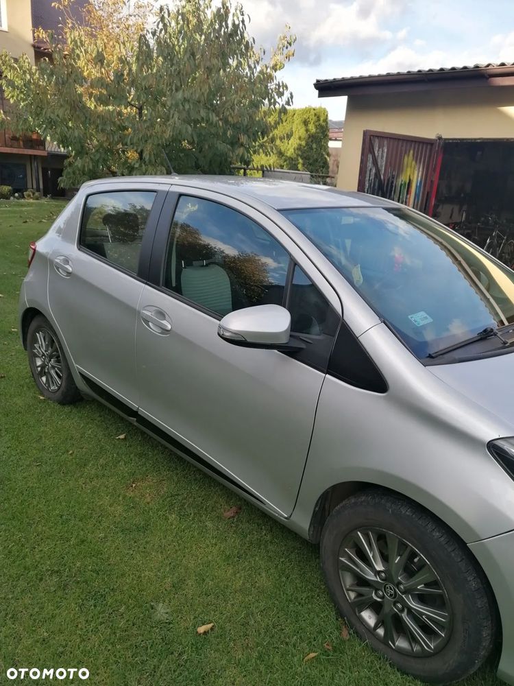 Toyota Yaris - 1