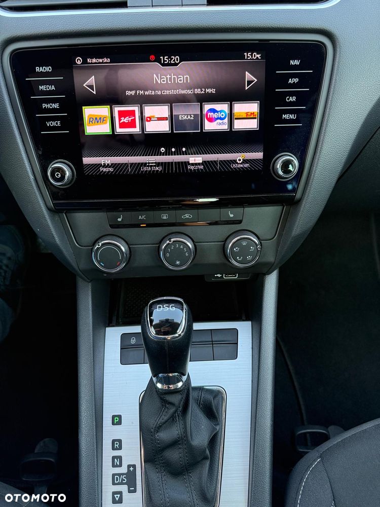 Skoda Octavia 1.6 TDI DSG Style - 16