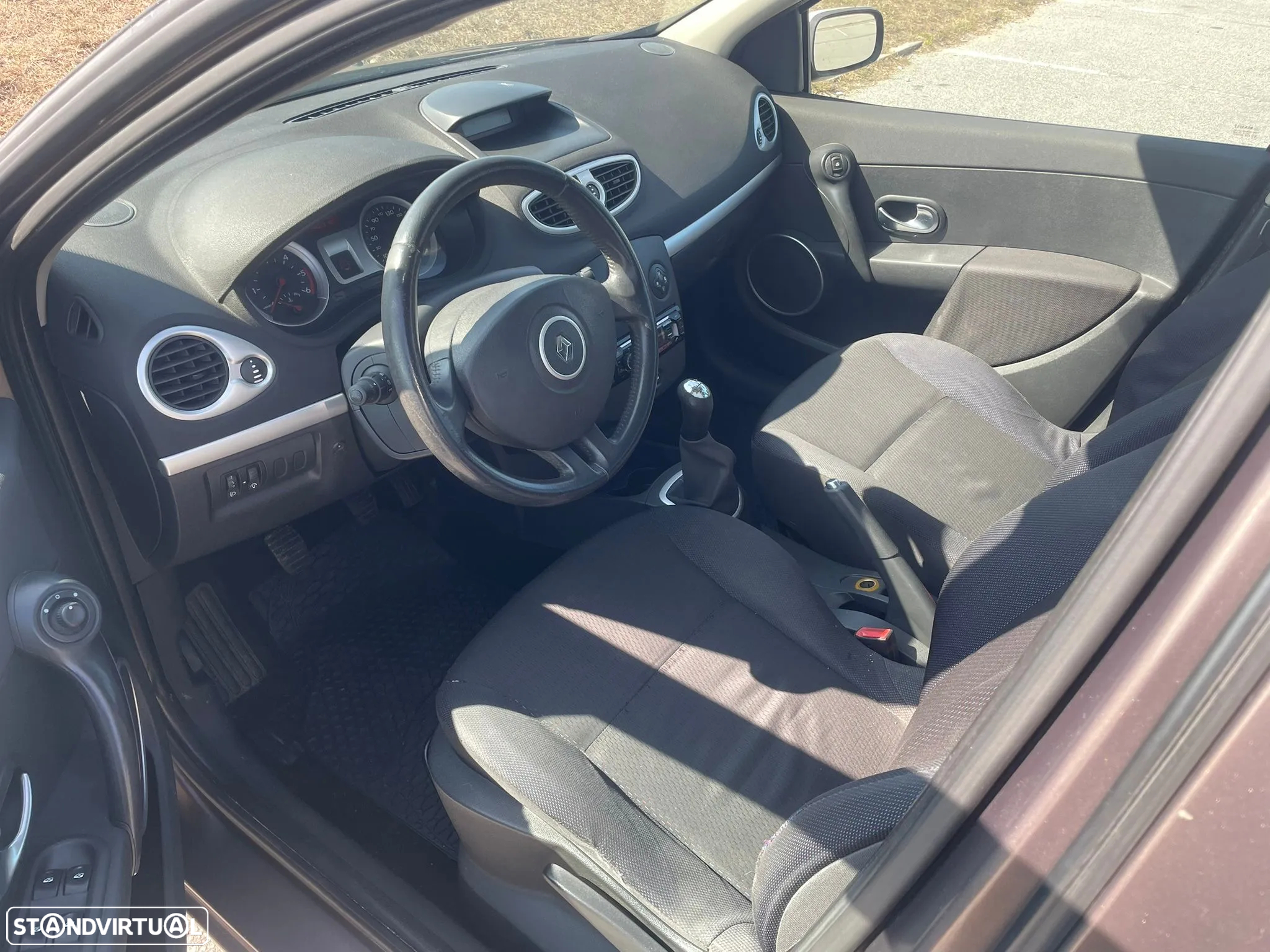Renault Clio 1.5 dCi Dynamique - 10