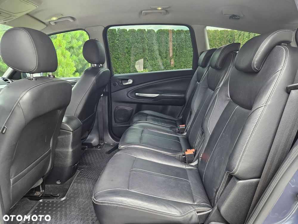 Ford S-Max 2.0 TDCi DPF Titanium - 22