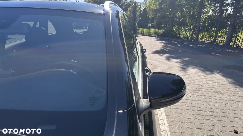 Mercedes-Benz GLC - 12