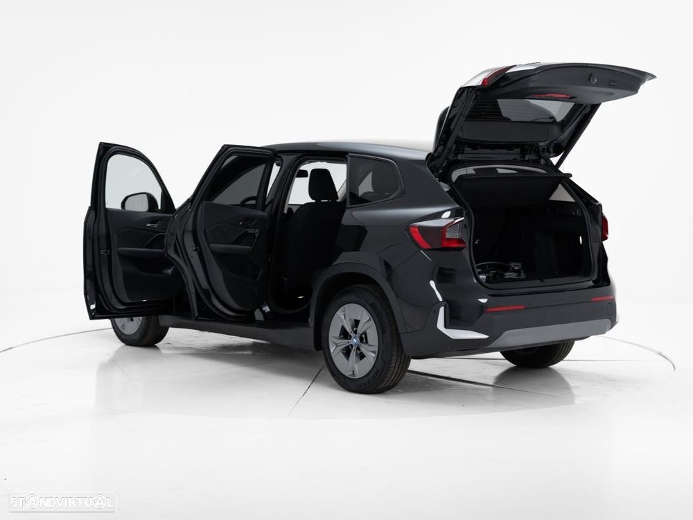 BMW iX1 eDrive20 - 6