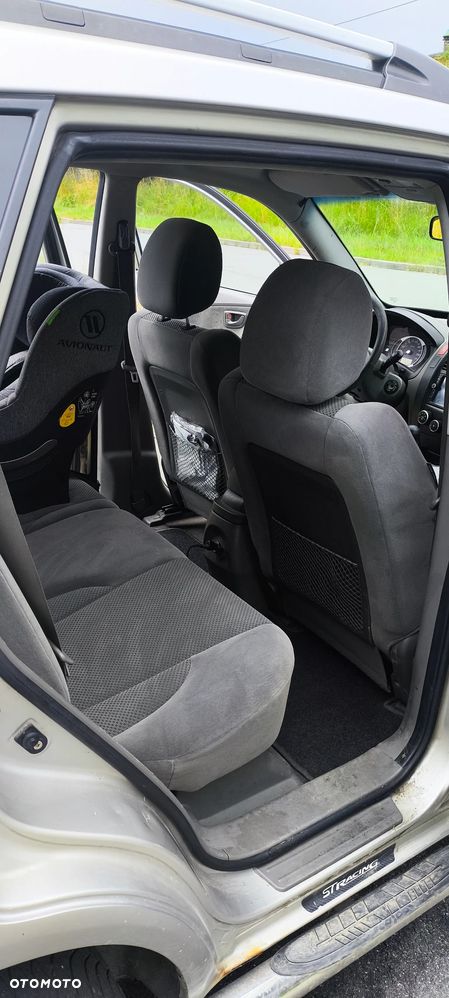 Hyundai Tucson 2.0 Comfort 2WD - 8