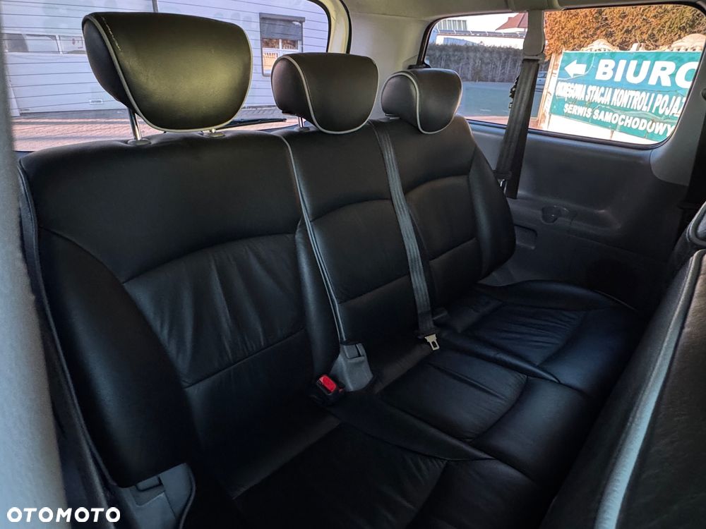 Hyundai H-1 Cargo teilverglast Autm HK - 23