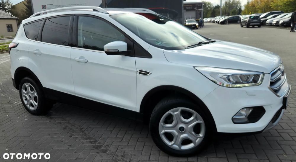 Ford Kuga 1.5 EcoBoost 2x4 Titanium - 20