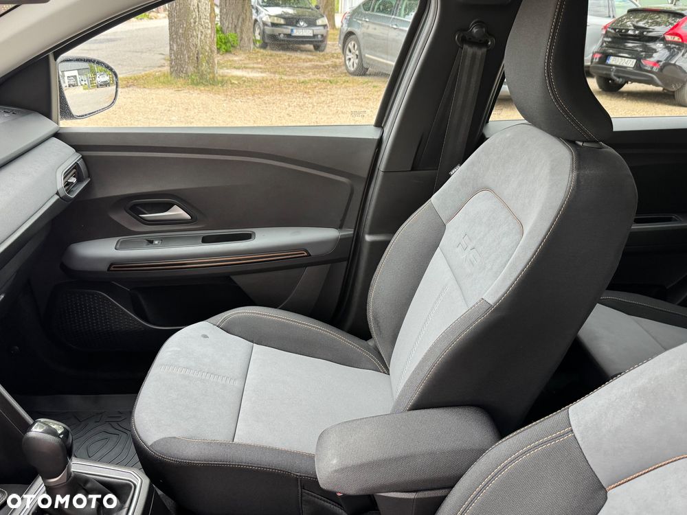 Dacia Jogger 1.6 Full Hybrid 140 Extreme+ MMT 7os - 24