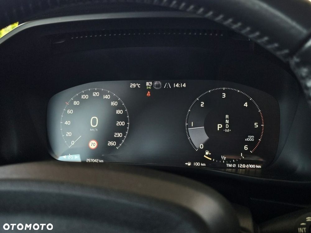 Volvo XC 40 - 17