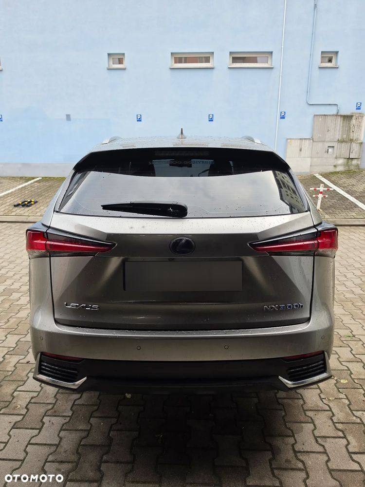 Lexus NX 300h Elegance AWD - 6