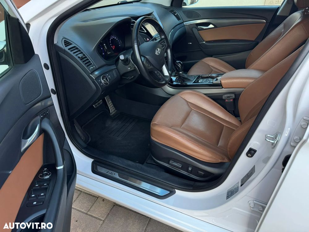 Hyundai i40 Kombi 1.7 CRDi DCT Premium - 9