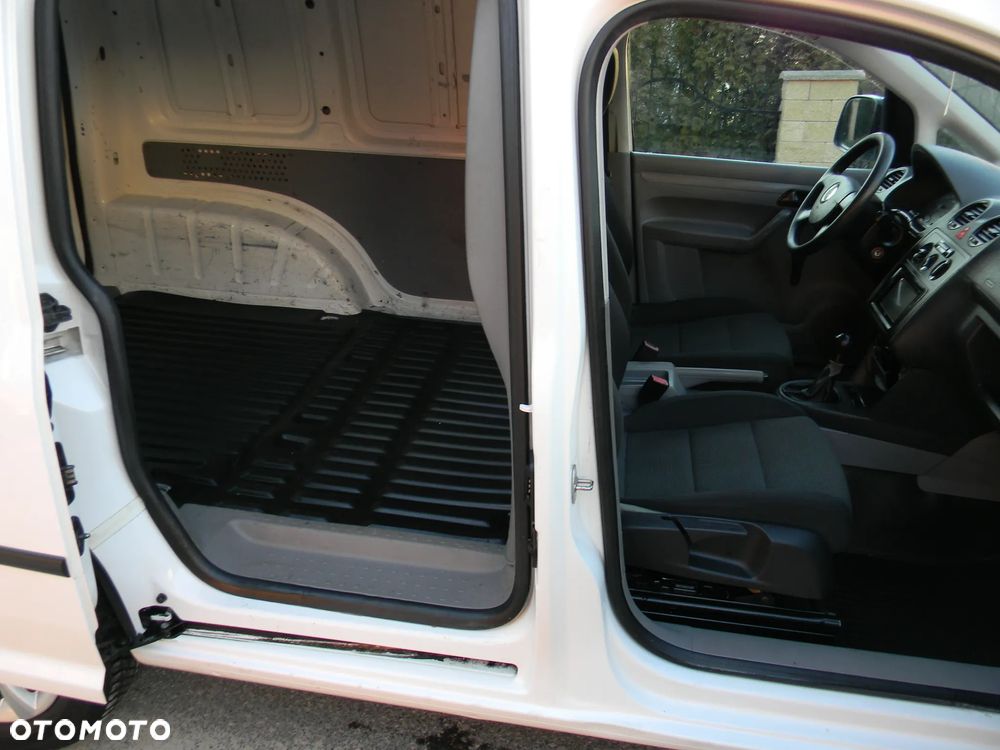 Volkswagen Caddy - 4