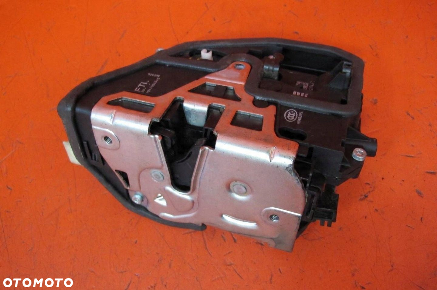 BMW 3 E90 LCI E84 E91 ZAMEK DRZWI LEWY PRZÓD PRZEDNI 7 PIN 7229471 EUROPA - 2