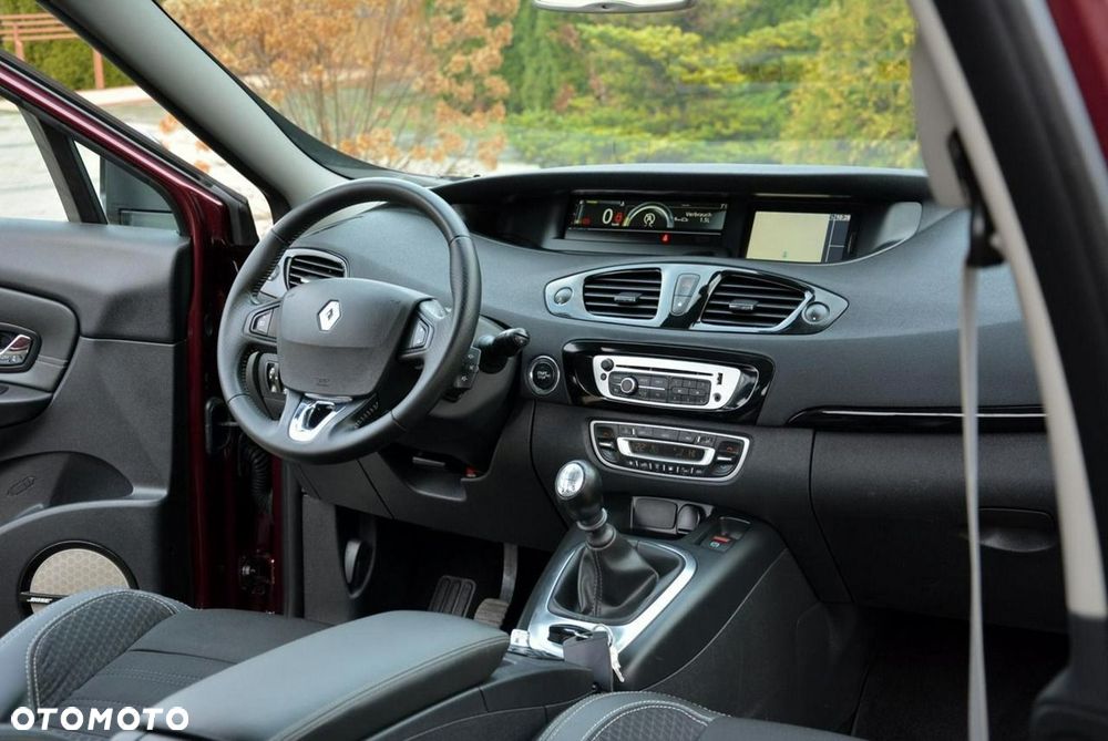 Renault Scenic ENERGY TCe 130 BOSE EDITION - 20