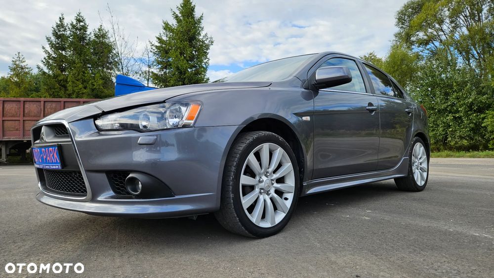 Mitsubishi Lancer 1.8 Intense - 10