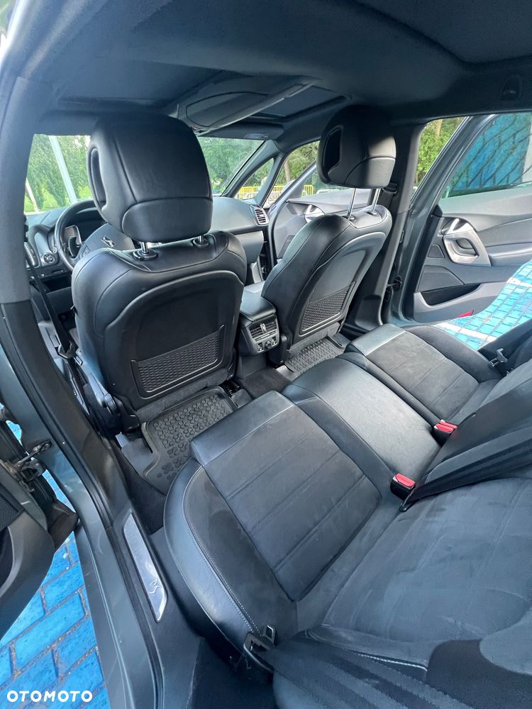 Citroën DS5 2.0 HDi Hybrid4 Pure Pearl MCP - 24