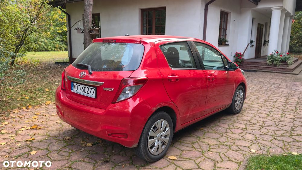 Toyota Yaris - 6