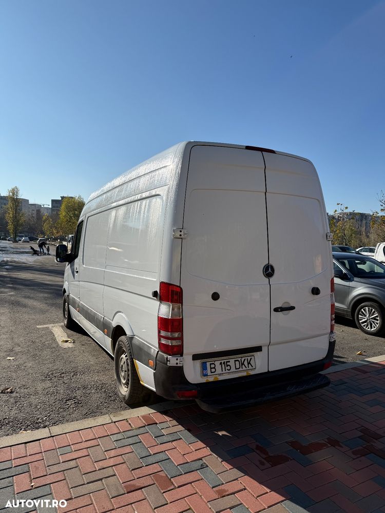 Mercedes-Benz Sprinter - 4