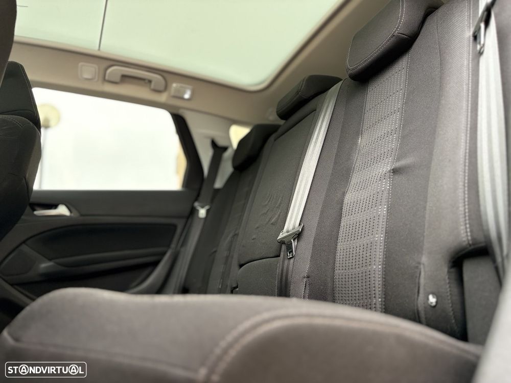 Peugeot 308 SW BlueHDi 120 EAT6 Stop & Start Allure - 15
