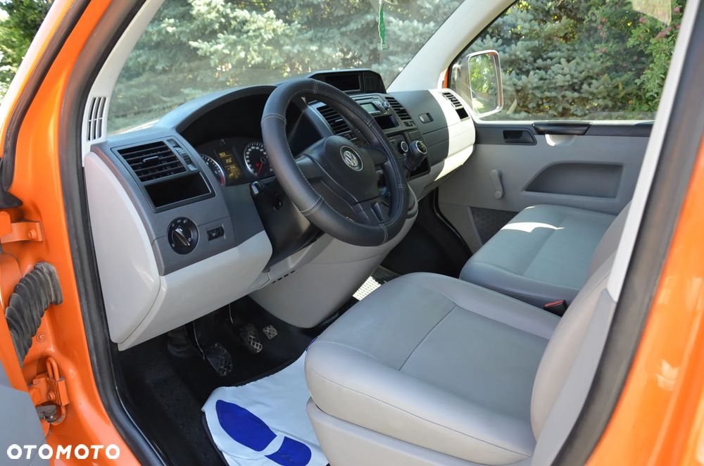 Volkswagen TRANSPORTER - 13