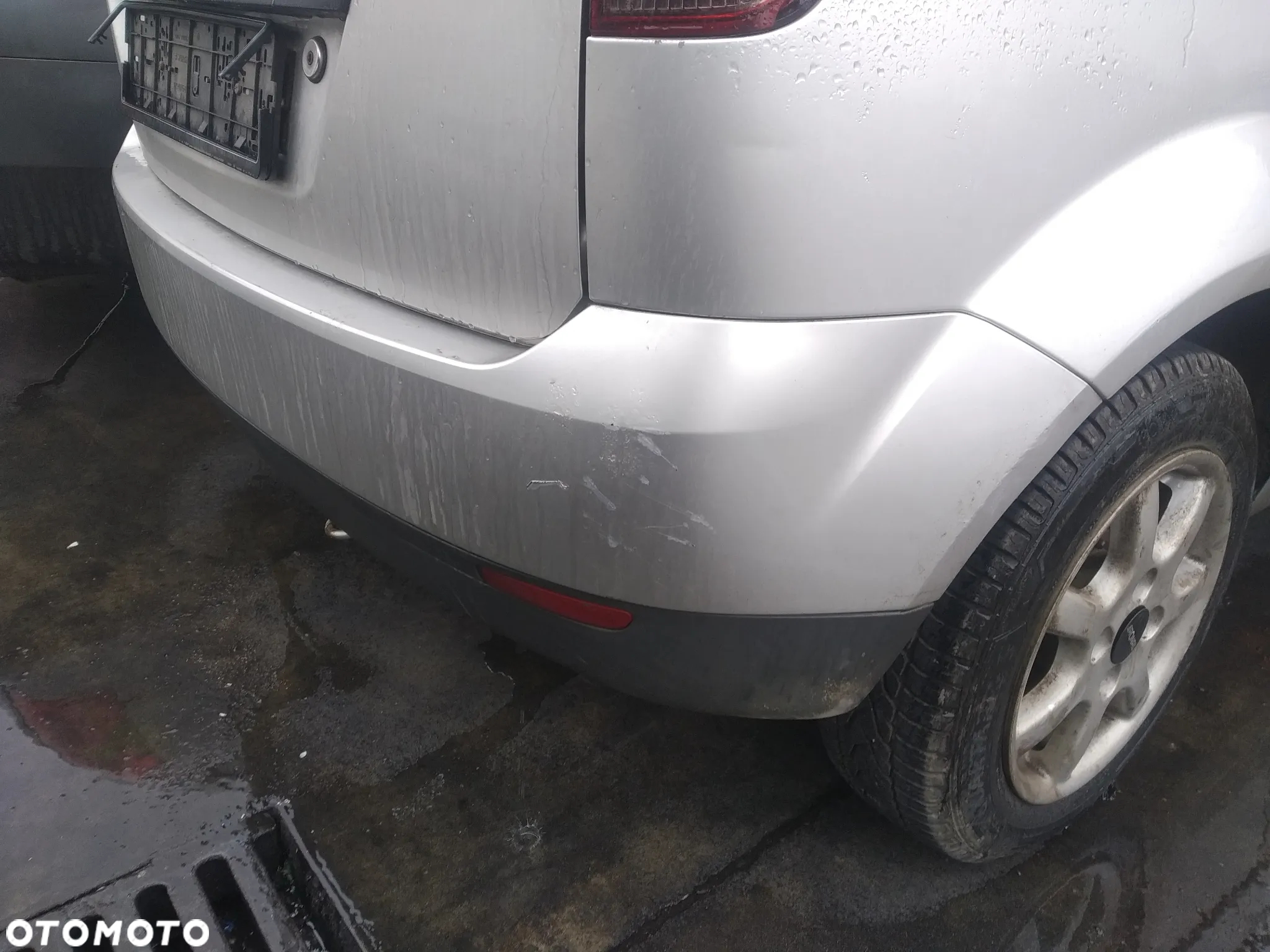 FORD FIESTA MK5 02-05 1.3 8V - MASKA PRZÓD 62 - 13