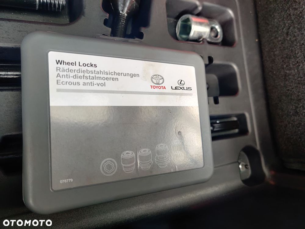 Toyota Highlander 2.5 Hybrid Executive - 34