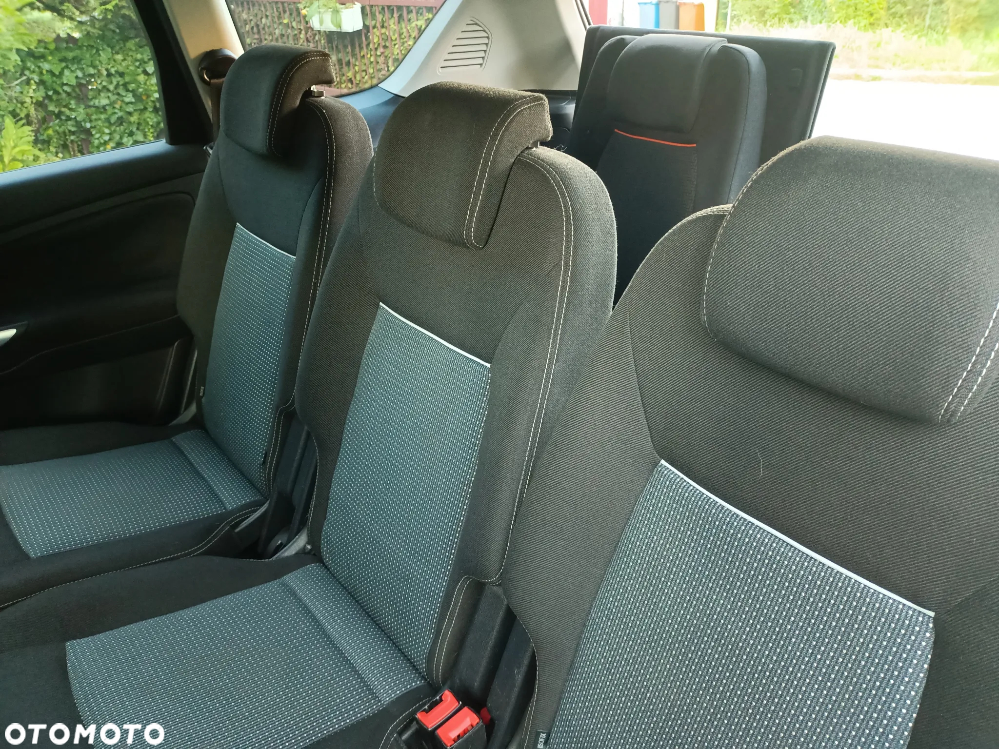 Ford S-Max 2.0 TDCi DPF Trend - 13