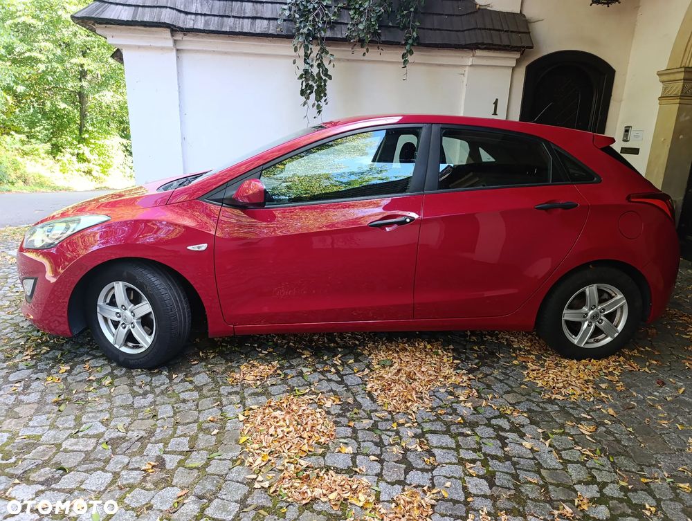 Hyundai i30 1.4 Classic + - 8