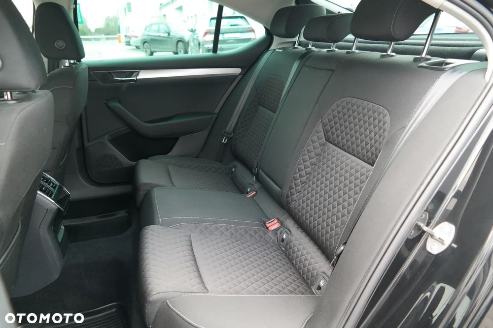 Skoda Superb 2.0 TSI Ambition DSG - 12