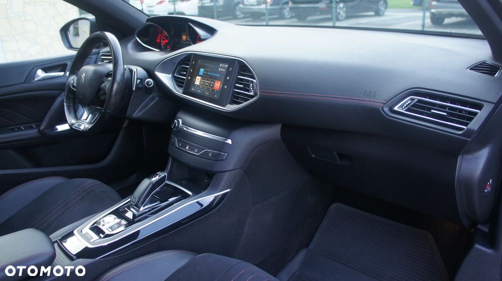 Peugeot 308 - 30