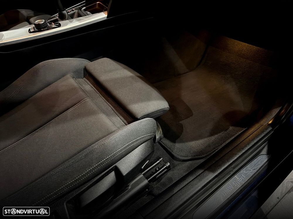 BMW 320 d Line Sport - 35
