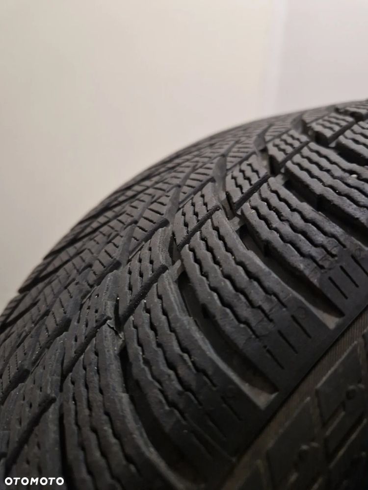 Nokian WR SNOWPROOF P 235/45R18 98V - 4