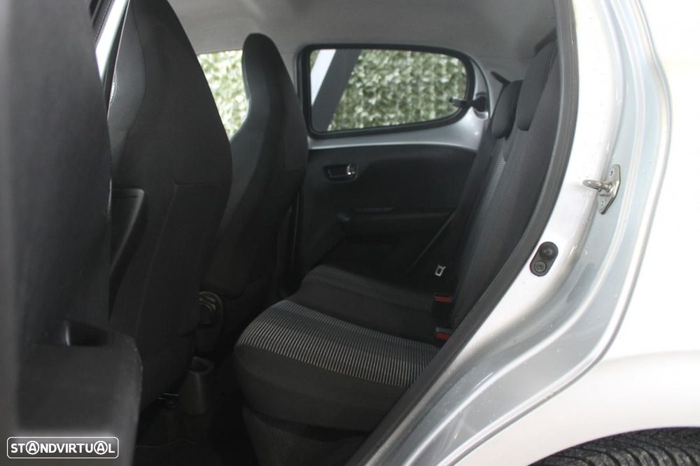 Peugeot 108 1.2 PureTech Allure - 15
