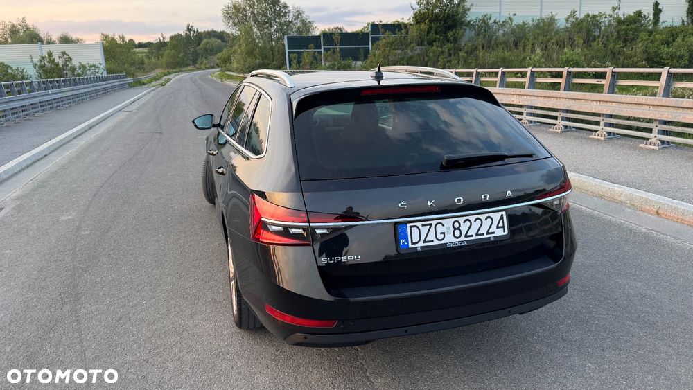 Skoda Superb 2.0 TDI Style DSG - 10