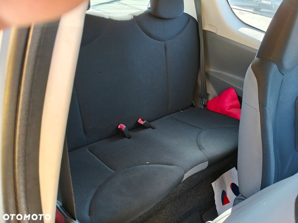 Toyota Aygo 1.0 VVT-i Luna - 16