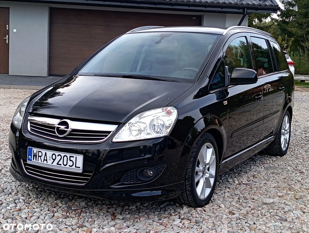 Opel Zafira 1.8 Design Edition - 2
